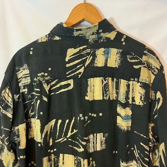 Tori Richard Mens 100% Silk Patterned Button Down Collared Shirt - Picture 5 of 8